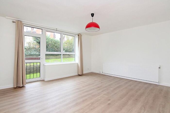 2 Bedroom Flat To Rent In Rusholme Road, Putney, SW15