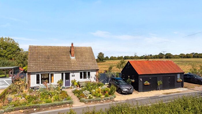 3 Bedroom Detached House For Sale In Shalford Green, Shalford, Braintree, CM7