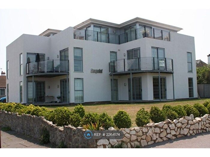 2 Bedroom Flat To Rent In Seapoint, Birchington, CT7