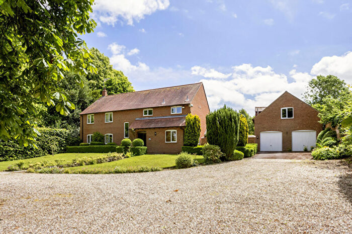 5 Bedroom Detached House For Sale In Pye Lane, Broad Town, Broad Town, SN4