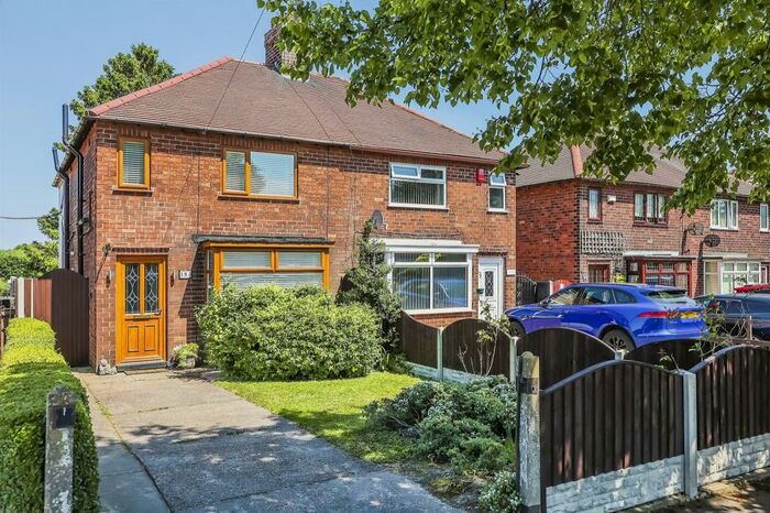 3 Bedroom Semi-Detached House To Rent In High Lane East, West Hallam, Ilkeston, DE7