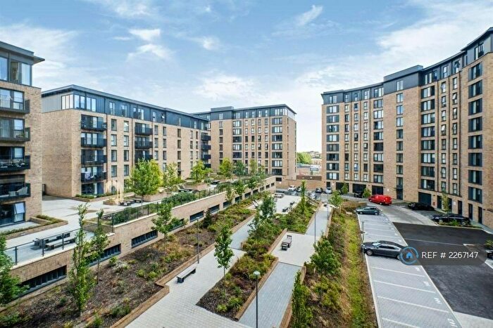 2 Bedroom Flat To Rent In Roosevelt Apartments, Birmingham, B15