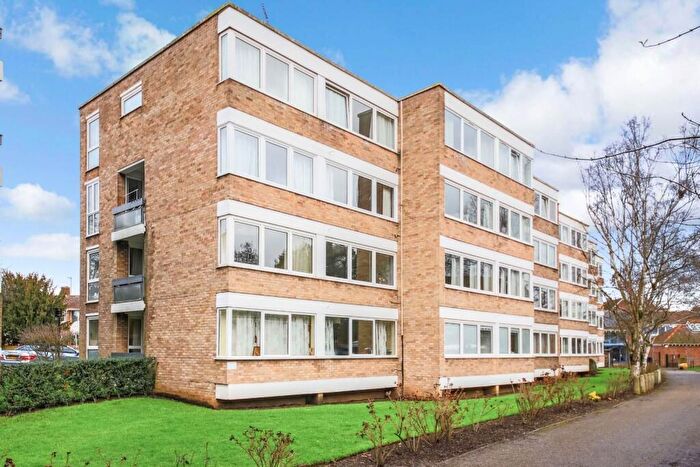 2 Bedroom Apartment For Sale In Pentlands Court, Cambridge, CB4
