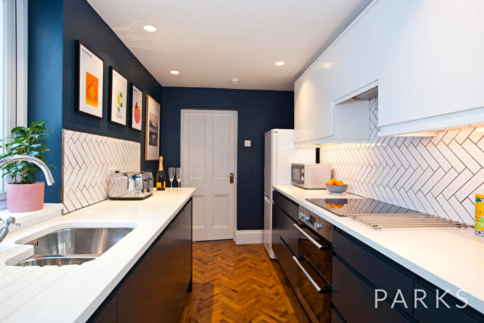 1 Bedroom Apartment To Rent In Russell Square, Brighton, East Sussex, BN1