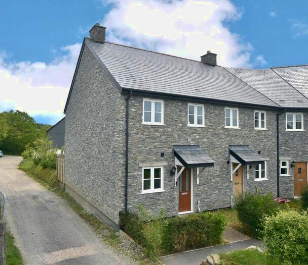 3 Bedroom End Of Terrace House For Sale In Higman Close, Mary Tavy, Tavistock, PL19