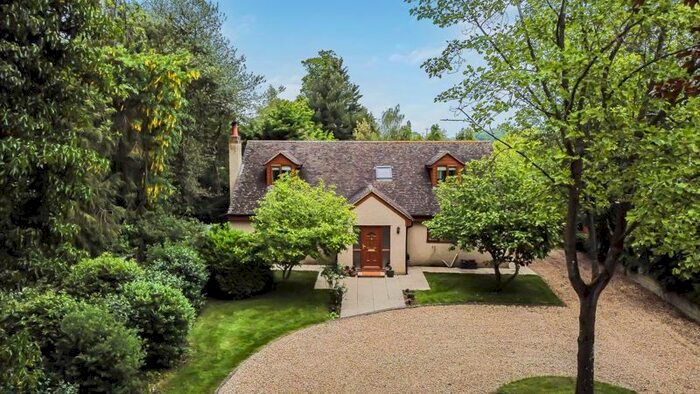 4 Bedroom Detached House For Sale In Pear Tree Farm Industrial Units, Bicester Road, Marsh Gibbon, Bicester, OX27