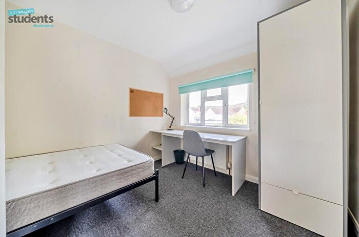 5 Bedroom Semi-Detached House To Rent In Twyford Road, Brighton, BN1