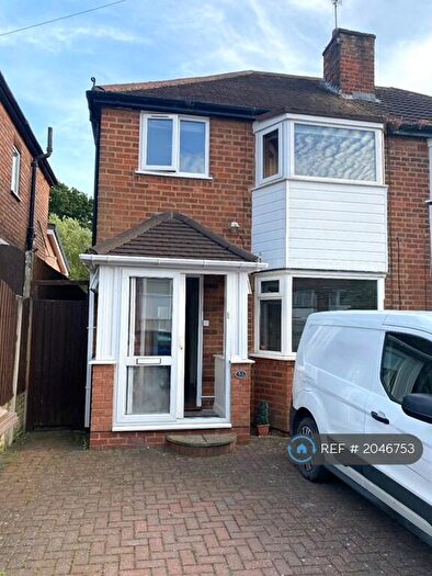 3 Bedroom Semi-Detached House To Rent In Wiseacre Croft, Shirley, Solihull, B90