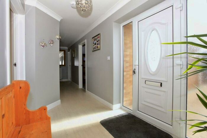 4 Bedroom Detached Bungalow For Sale In Nene Terrace, Crowland, Peterborough, PE6