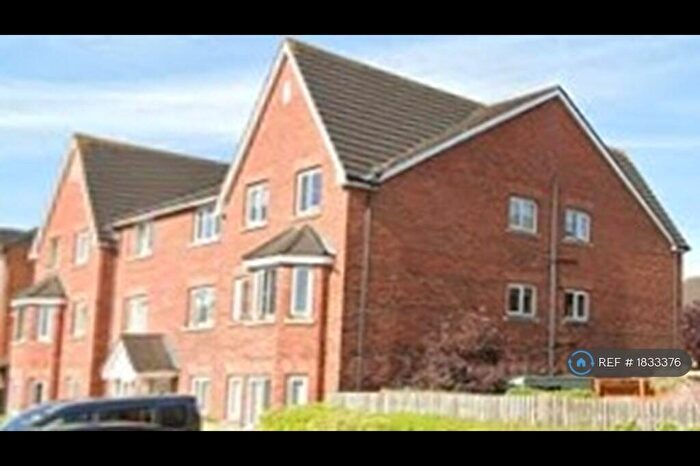 2 Bedroom Flat To Rent In Stanningley, Pudsey, LS28