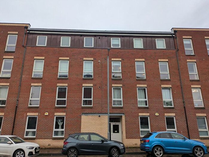 2 Bedroom Flat To Rent In McPhail Street, Glasgow, G40