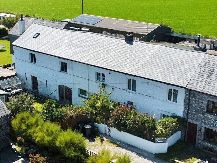 4 Bedroom Barn Conversion For Sale In Delabole, PL33