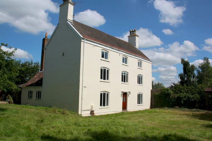 4 Bedroom Detached House To Rent In Perrinpit Road, Frampton Cotterell, BS36