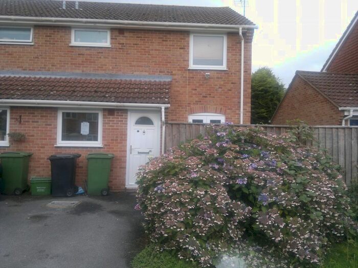 1 Bedroom Semi-Detached House To Rent In Fyfield Road, Thatcham, Thatcham, RG19