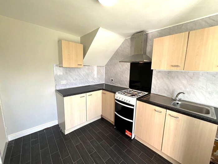 3 Bedroom Semi-Detached House To Rent In Hyperion Way, DN11