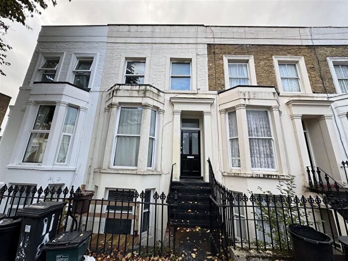 2 Bedroom Flat To Rent In Berriman Road, Holloway, N7