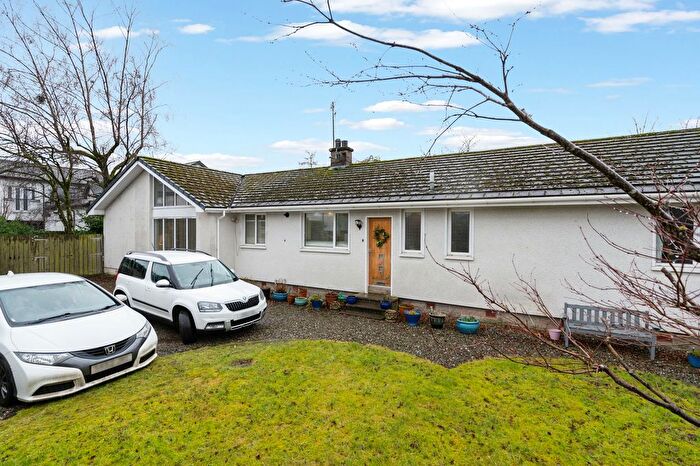 4 Bedroom Detached House For Sale In The Square, Drymen, G63