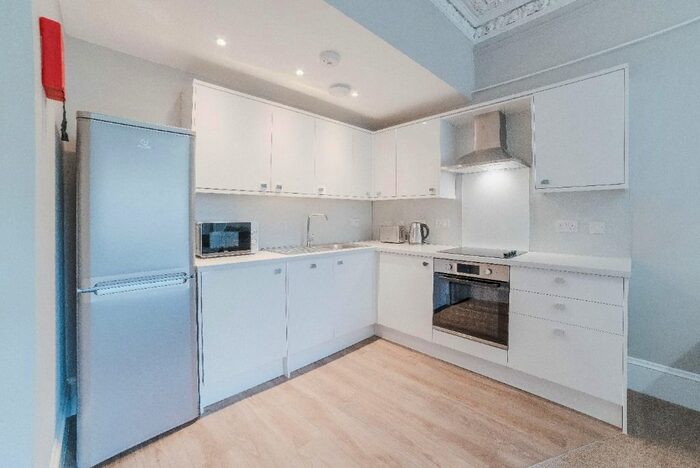 2 Bedroom Flat To Rent In Viewforth Square, Bruntsfield, Edinburgh, EH10
