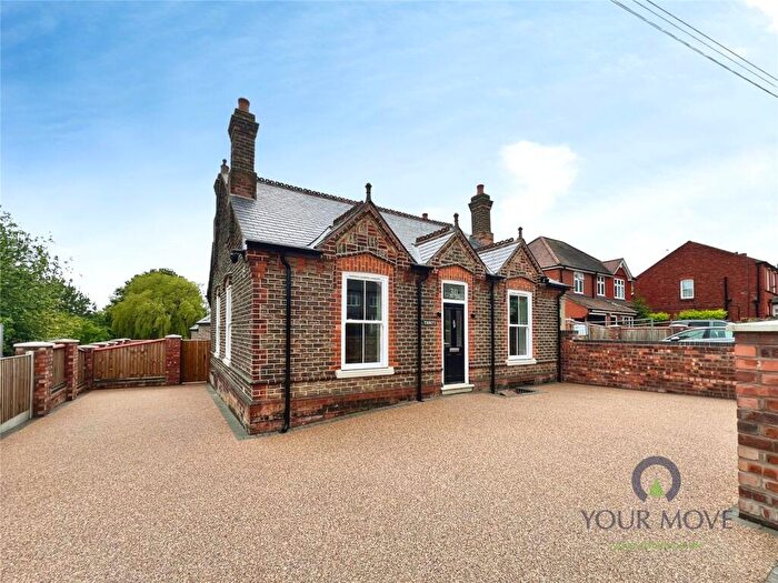 4 Bedroom Bungalow For Sale In Gorge Road, Sedgley, West Midlands, DY3