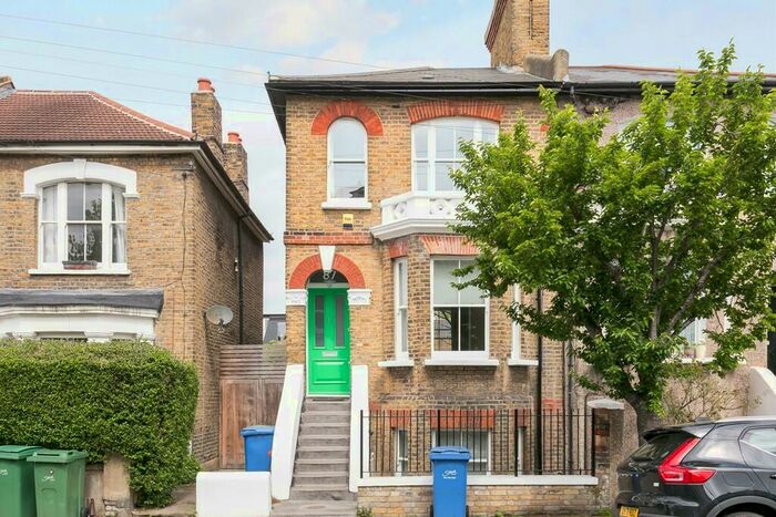 3 Bedroom Semi-Detached House To Rent In Danby Street, Peckham, SE15