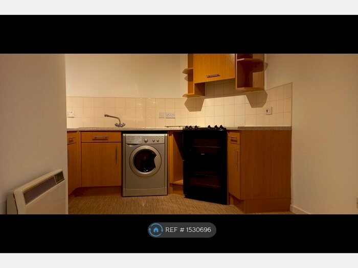 1 Bedroom Flat To Rent In Spoolers Road, Paisley, PA1
