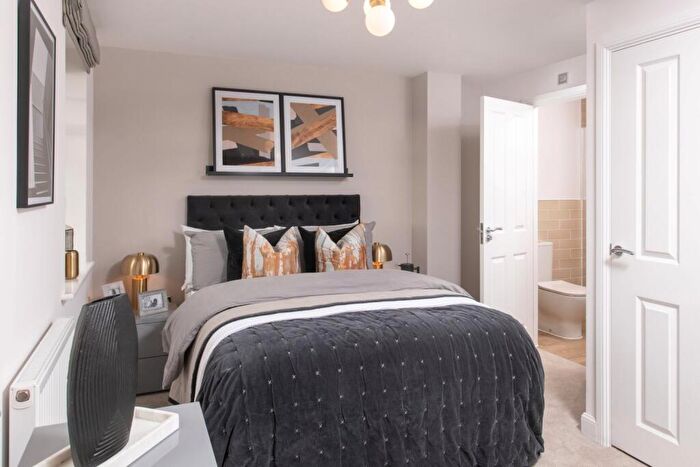 3 Bedroom Semi-Detached House For Sale In Ilkley Road, Burley In Wharfedale, West Yorkshire, LS29