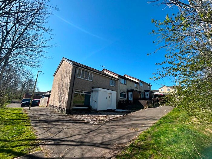 2 Bedroom Flat To Rent In Hazel Road, Banknock, Falkirk, FK4