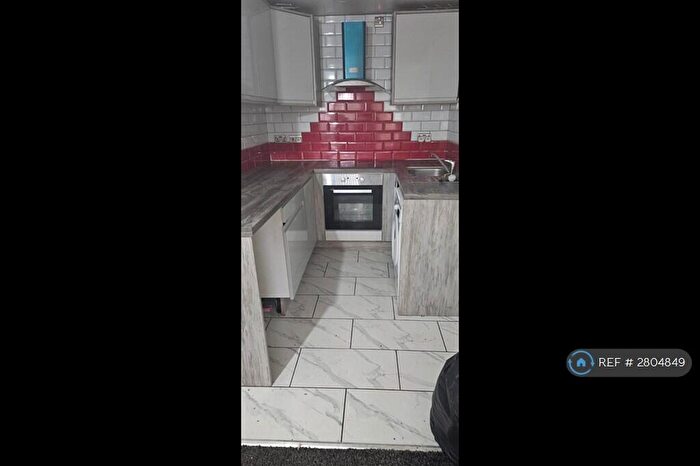 2 Bedroom Flat To Rent In Streetly Road, Birmingham, B23