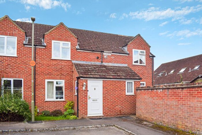 2 Bedroom End Of Terrace House To Rent In The Phelps, Kidlington, OX5