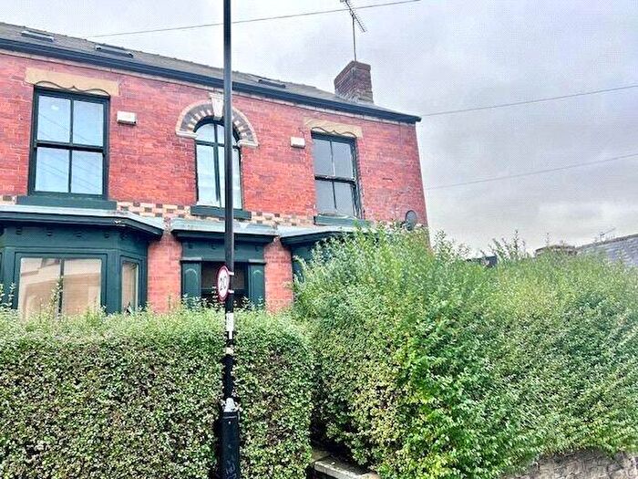 3 Bedroom End Of Terrace House For Sale In Blake Street, Sheffield, S6