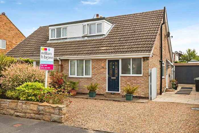 3 Bedroom Semi-Detached Bungalow For Sale In Morwick Grove, Scholes, Leeds, LS15