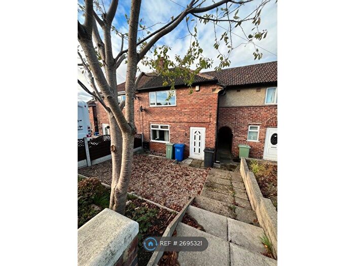 2 Bedroom Terraced House To Rent In Laurel Crescent, Hollingwood, Chesterfield, S43