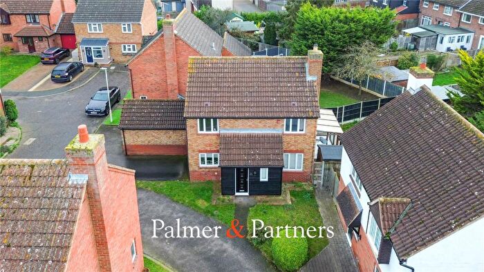 3 Bedroom Detached House For Sale In Wickfield Ash, Chelmsford, Essex, CM1