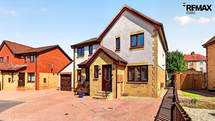 3 Bedroom Semi-Detached House For Sale In Hope Park Gardens, Bathgate, EH48