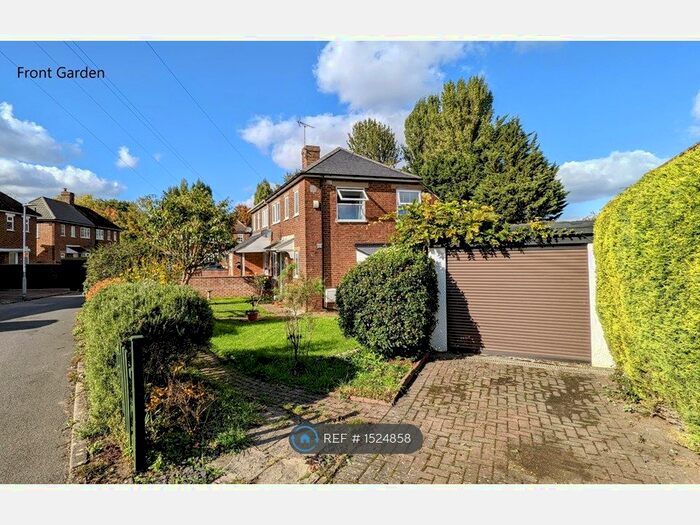 3 Bedroom Semi-Detached House To Rent In Common Rise, Hitchin, SG4