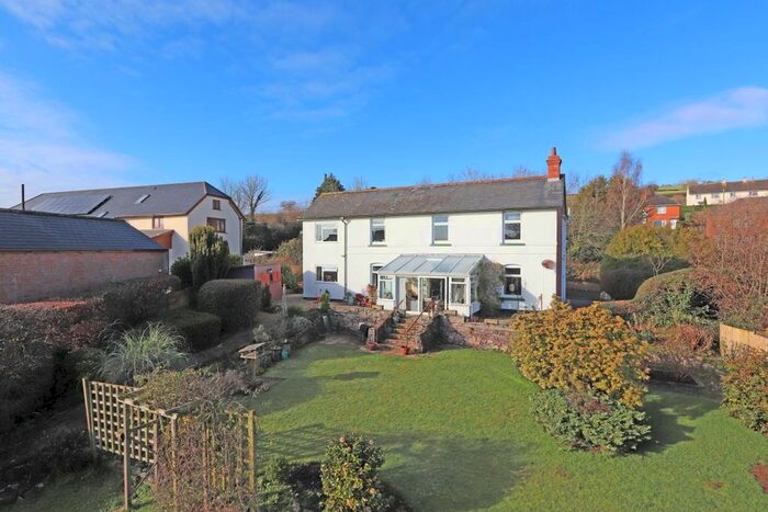 4 Bedroom Property For Sale In West End Road, Bradninch, Exeter, EX5