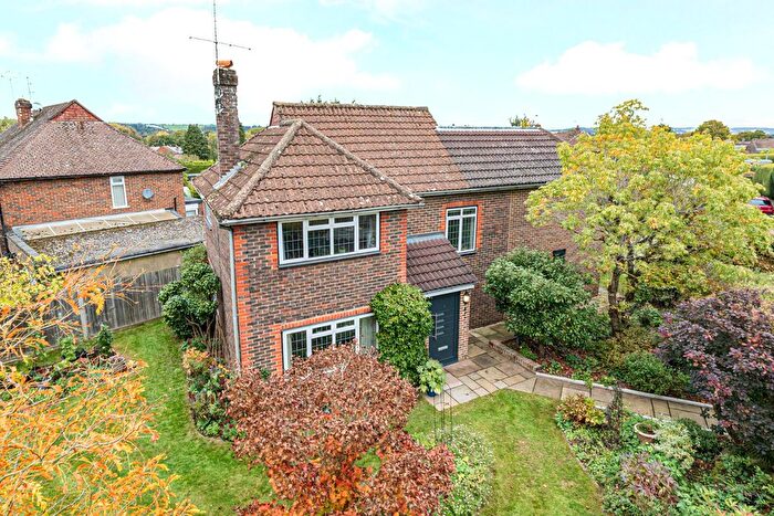 4 Bedroom Detached House For Sale In Godalming, Surrey, GU7