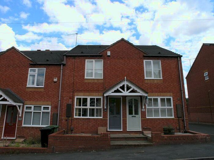 2 Bedroom Terraced House To Rent In King Street, Stourbridge, DY9