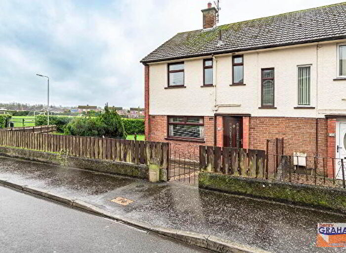 3 Bedroom End Of Terrace House For Sale In Alanbrooke Avenue, Lisburn, BT27