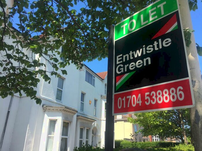 1 Bedroom Apartment To Rent In Liverpool Road, Birkdale, PR8