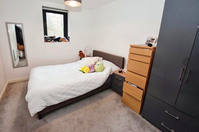 1 Bedroom Flat To Rent In Downtown, Woden Street, Salford, M5