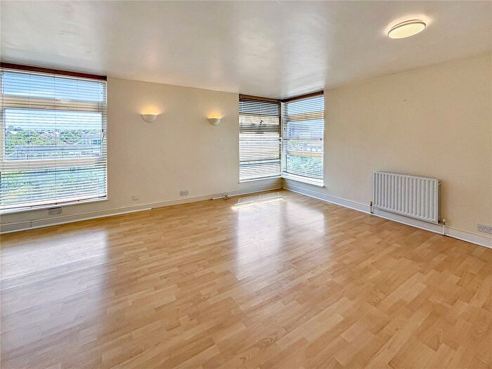 2 Bedroom Flat To Rent In Denham Lodge, Oxford Road, Denham, Uxbridge, Buckinghamshire, UB9