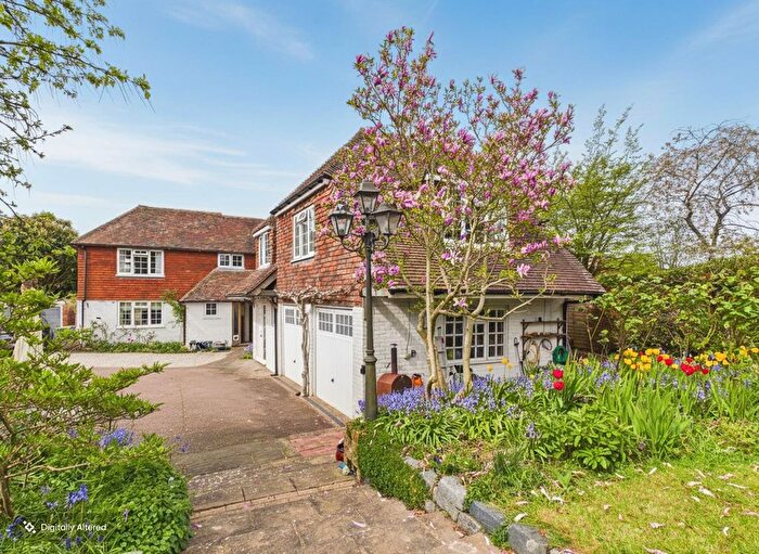 5 Bedroom Detached House For Sale In Upper Vicarage Road, Kennington, TN24