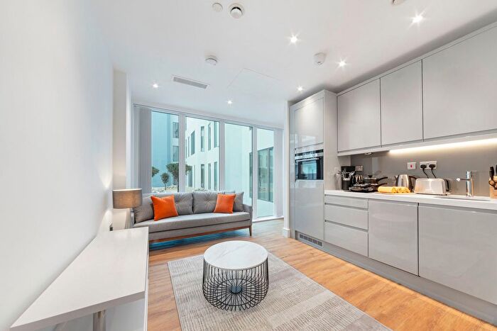 Studio To Rent In West Gate, Ealing, W5