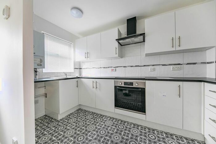 2 Bedroom Terraced House To Rent In Amethyst Grove, Waterlooville, PO7