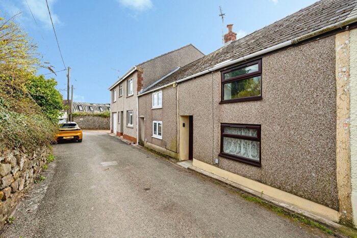 3 Bedroom Terraced House For Sale In Heol Gwermont, Llansaint, Kidwelly, SA17
