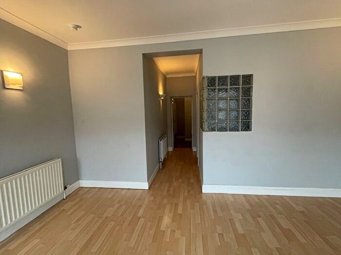 2 Bedroom Flat To Rent In Bath Street, City Centre, Glasgow, G2