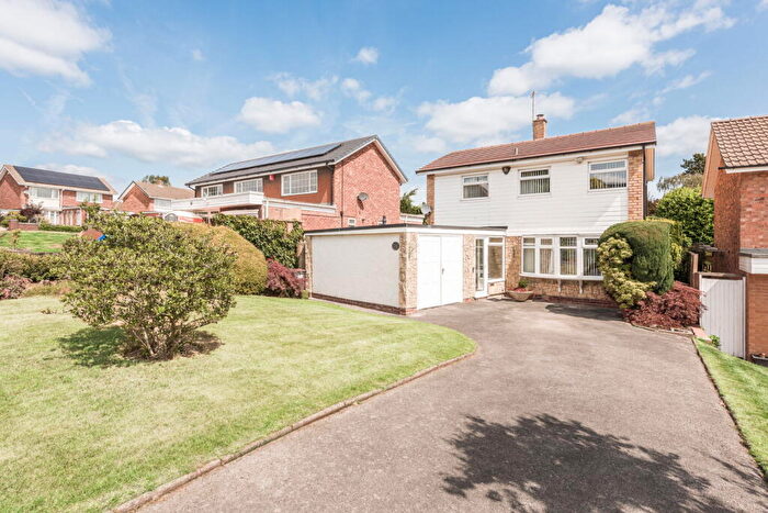 3 Bedroom Detached House For Sale In Hilton Drive, Sutton Coldfield, B72