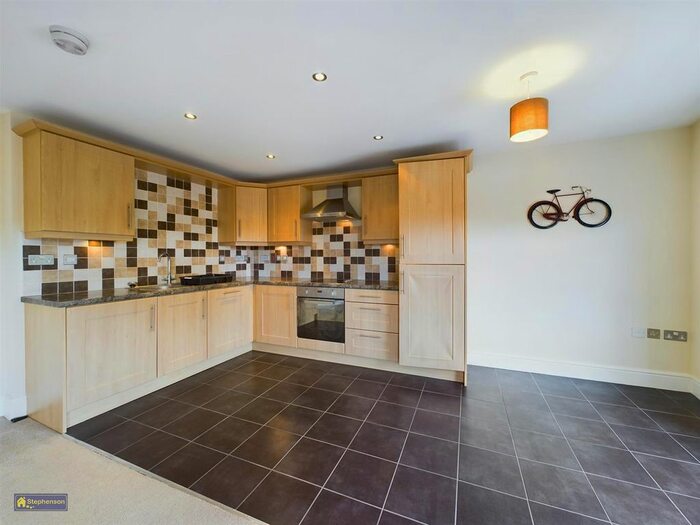 2 Bedroom Flat To Rent In Brigg Road, Barton-Upon-Humber, DN18