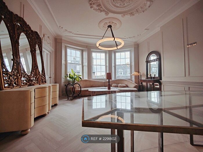 1 Bedroom Flat To Rent In North Castle Street, Edinburgh, EH2
